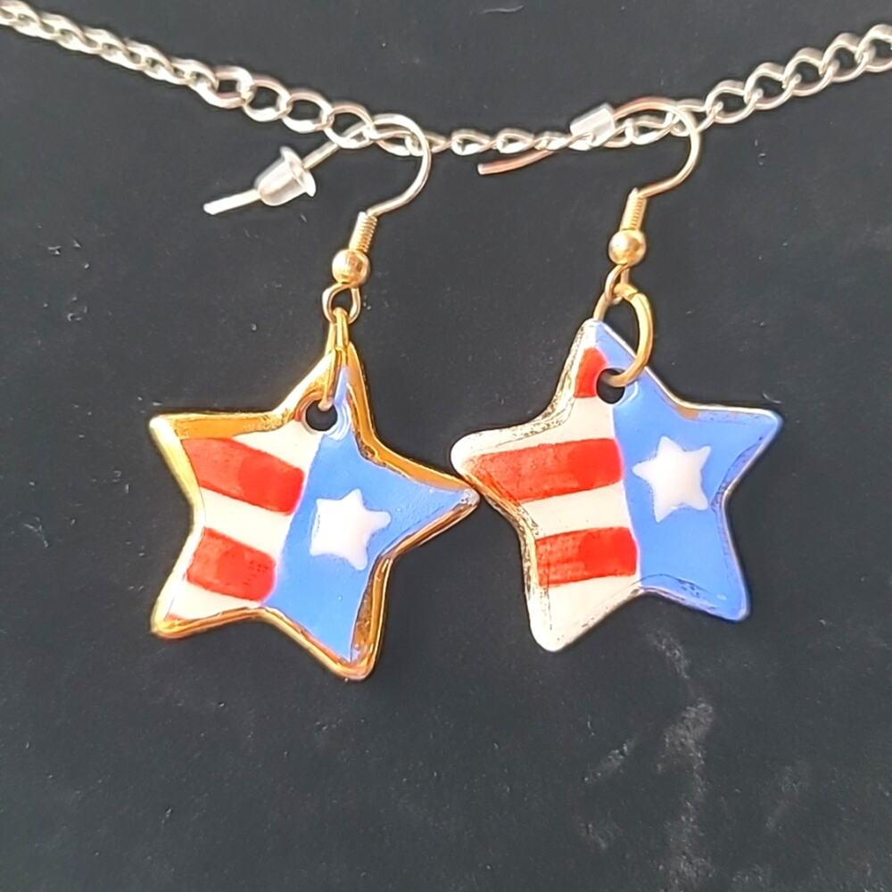 Patriotic star American flag USA July 4th hand painted porcelain earrings - Picture 4 of 6